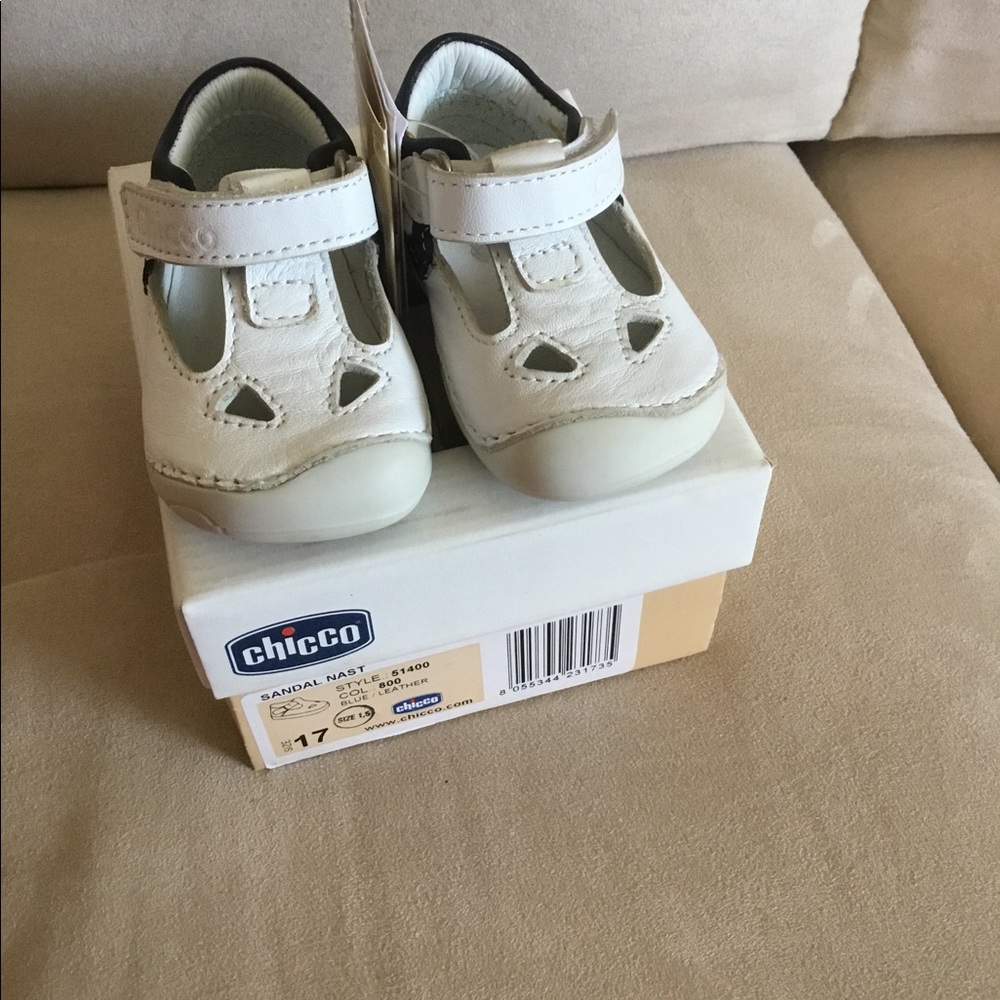 BNWB baby shoes.